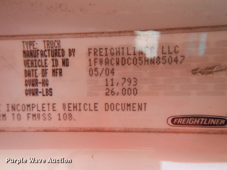 image for item ER9881 2005 Freightliner Business Class M2 box truck