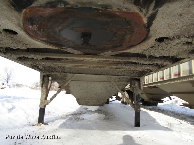 image for item FD9336 1994 Timpte double hopper bottom grain trailer