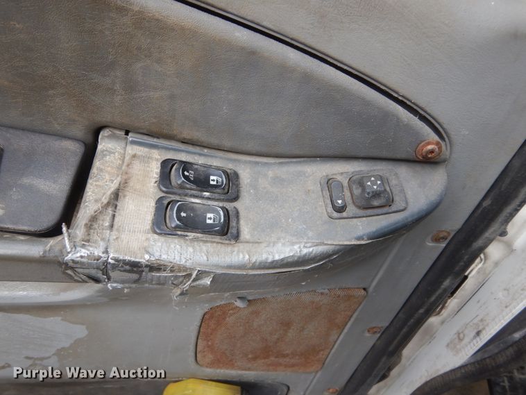 image for item FU9182 2007 Freightliner Columbia semi truck