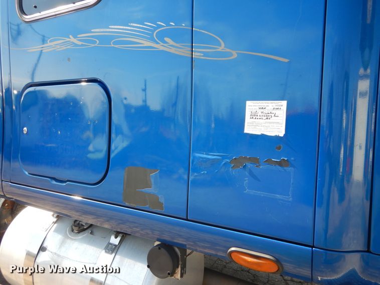 image for item GB9783 2007 Peterbilt 387 semi truck