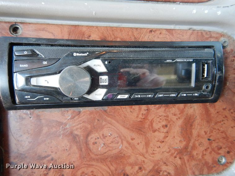 image for item GB9783 2007 Peterbilt 387 semi truck