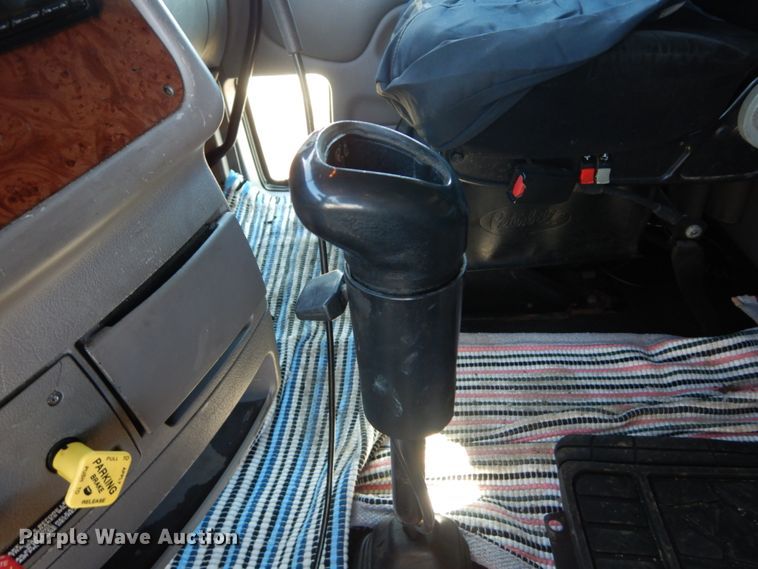 image for item GB9783 2007 Peterbilt 387 semi truck