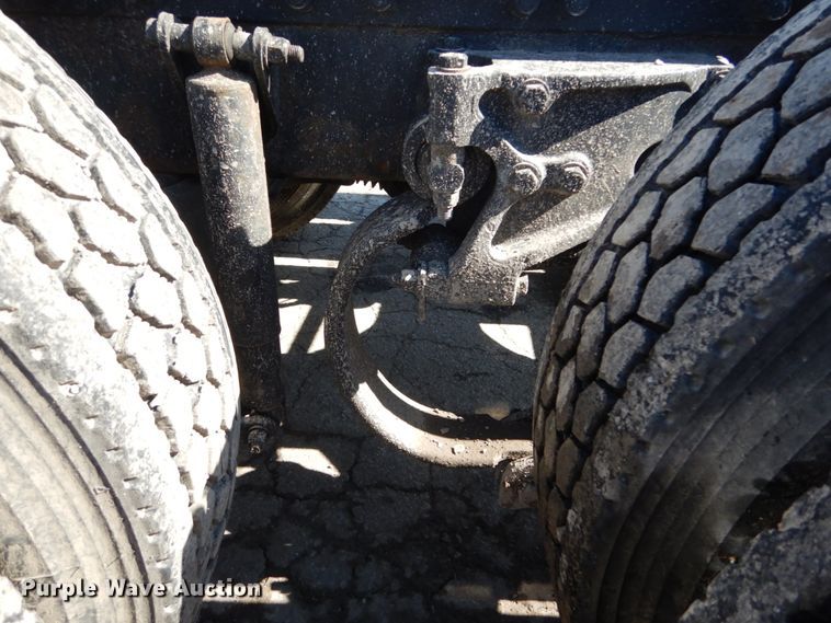 image for item GB9783 2007 Peterbilt 387 semi truck