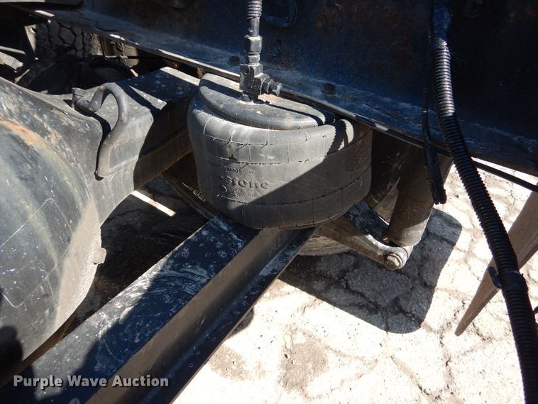 image for item GB9783 2007 Peterbilt 387 semi truck