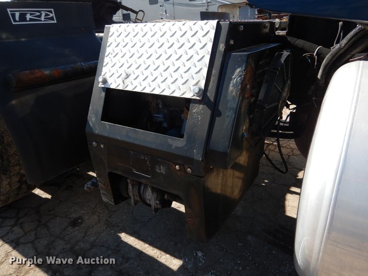 image for item GB9783 2007 Peterbilt 387 semi truck