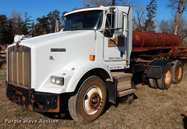 image for item GE9091 2006 Kenworth T800 semi truck