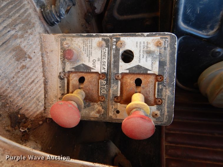 image for item GE9093 1992 Kenworth T800 semi truck