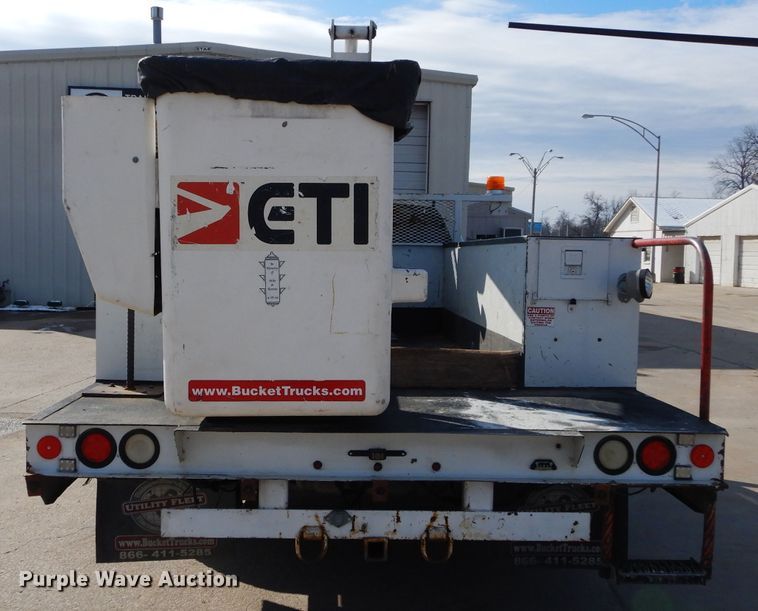 image for item GE9103 2009 Dodge Ram 5500 bucket truck