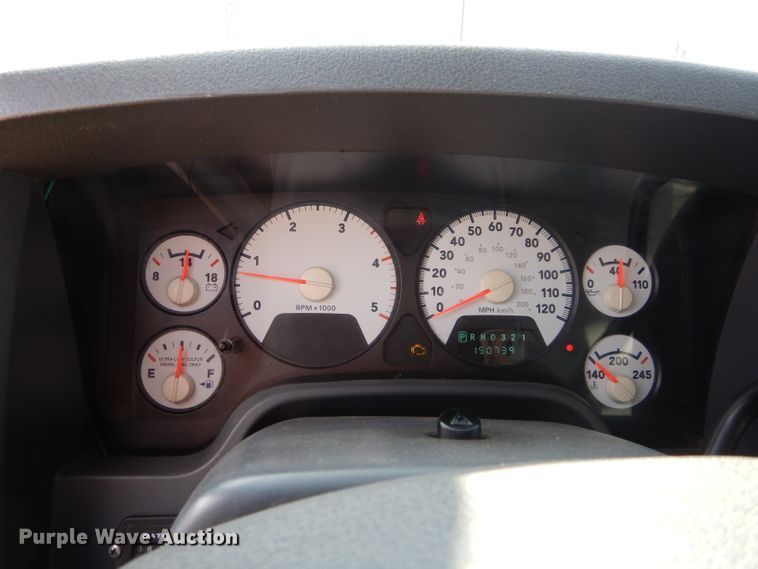 image for item GE9103 2009 Dodge Ram 5500 bucket truck