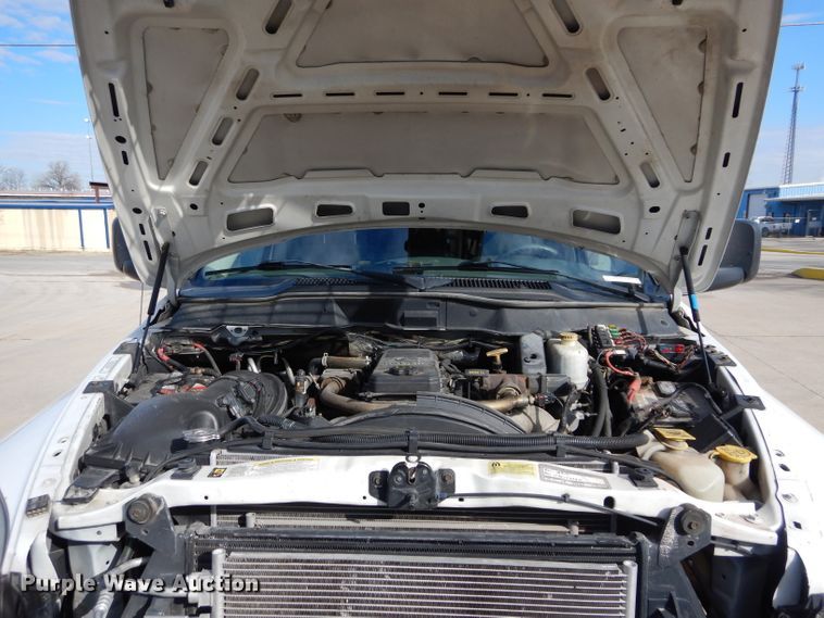 image for item GE9103 2009 Dodge Ram 5500 bucket truck