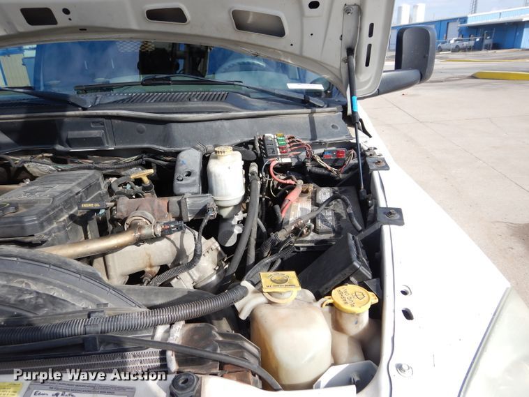 image for item GE9103 2009 Dodge Ram 5500 bucket truck