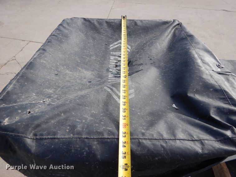 image for item GE9103 2009 Dodge Ram 5500 bucket truck