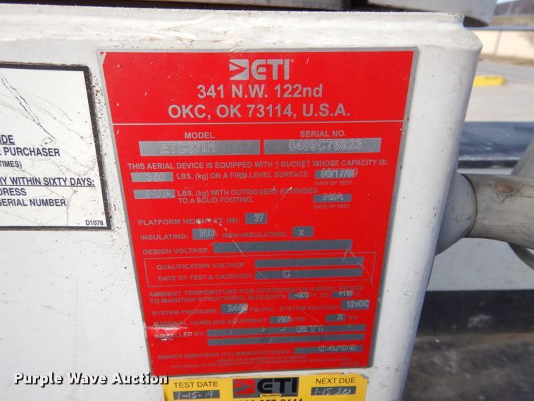 image for item GE9103 2009 Dodge Ram 5500 bucket truck