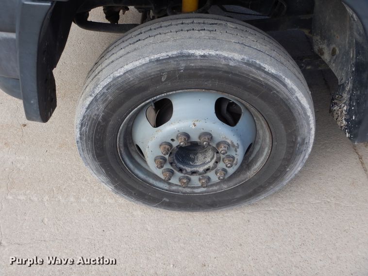 image for item GE9103 2009 Dodge Ram 5500 bucket truck