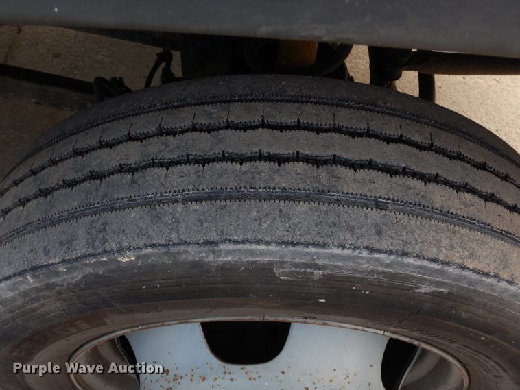 image for item GE9103 2009 Dodge Ram 5500 bucket truck