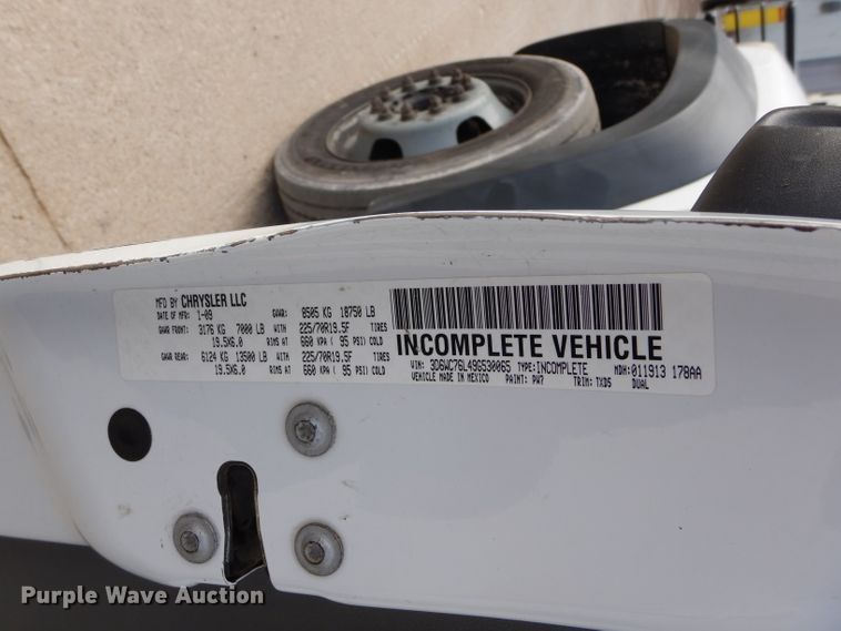 image for item GE9103 2009 Dodge Ram 5500 bucket truck