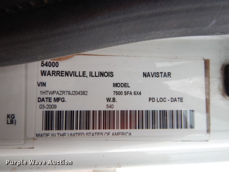 image for item GE9120 2009 International WorkStar 7500 truck cab and chassis