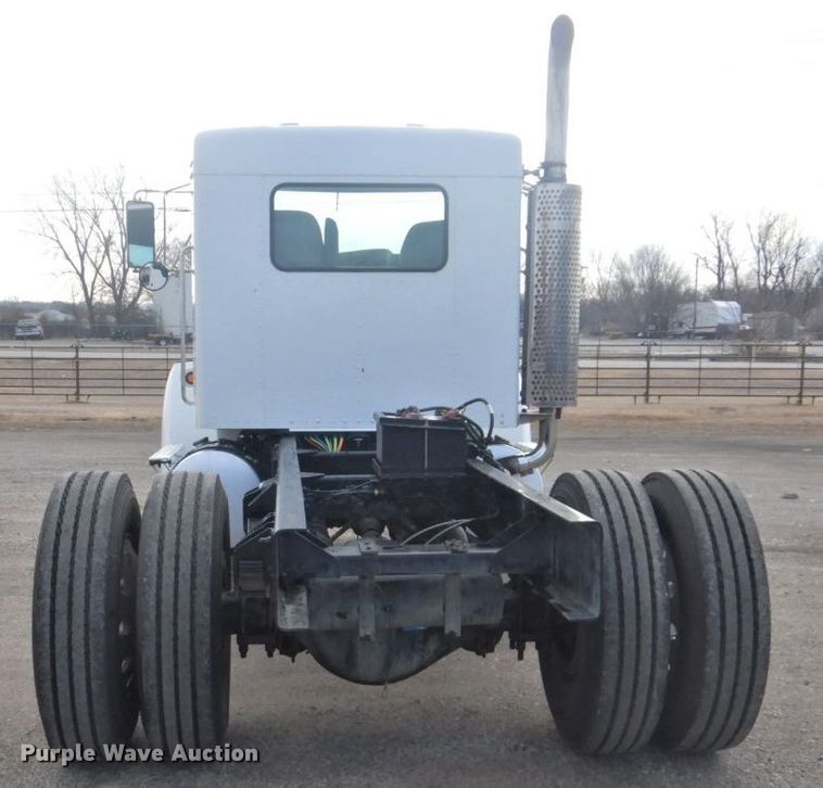 image for item GF9038 2007 Kenworth T300 truck cab and chassis