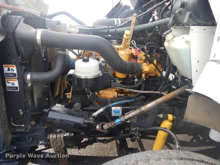 image for item GF9038 2007 Kenworth T300 truck cab and chassis