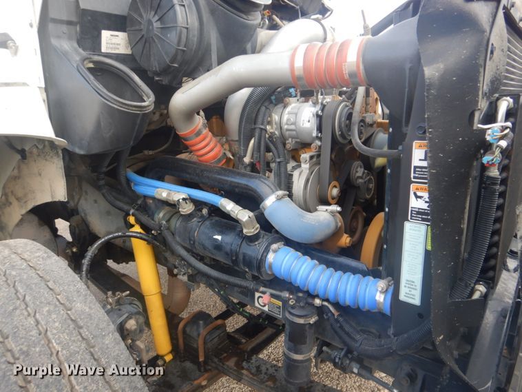 image for item GF9038 2007 Kenworth T300 truck cab and chassis