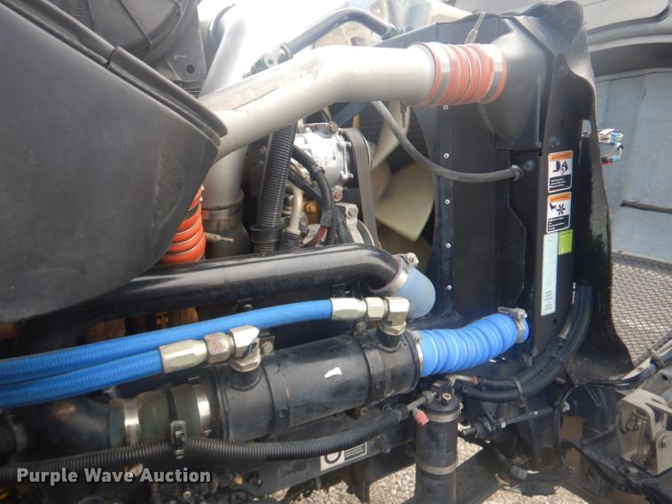 image for item GF9038 2007 Kenworth T300 truck cab and chassis