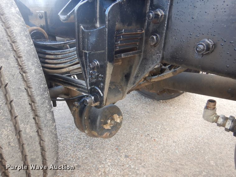 image for item GF9038 2007 Kenworth T300 truck cab and chassis