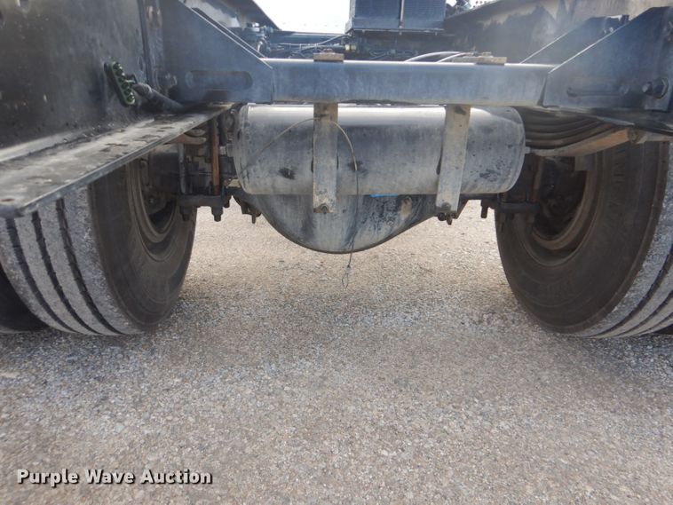 image for item GF9038 2007 Kenworth T300 truck cab and chassis