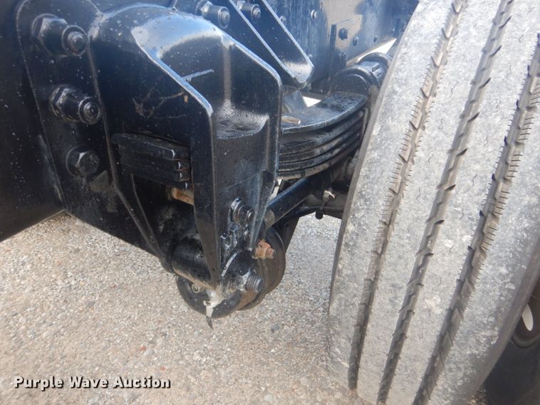 image for item GF9038 2007 Kenworth T300 truck cab and chassis