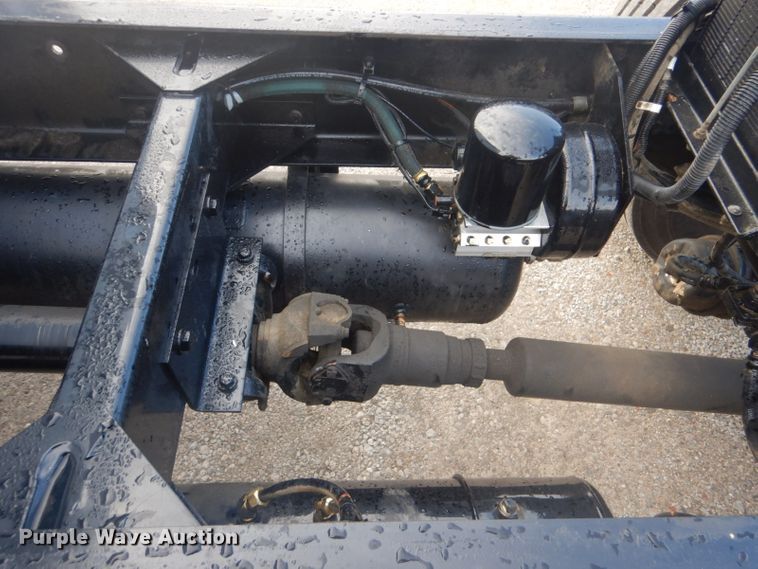 image for item GF9038 2007 Kenworth T300 truck cab and chassis