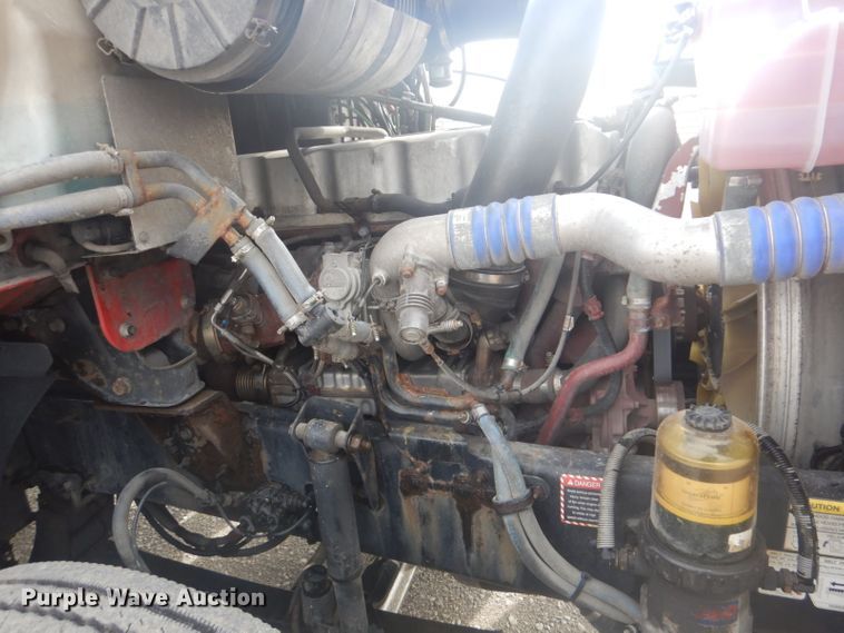 image for item GF9039 2012 Mack CXU semi truck