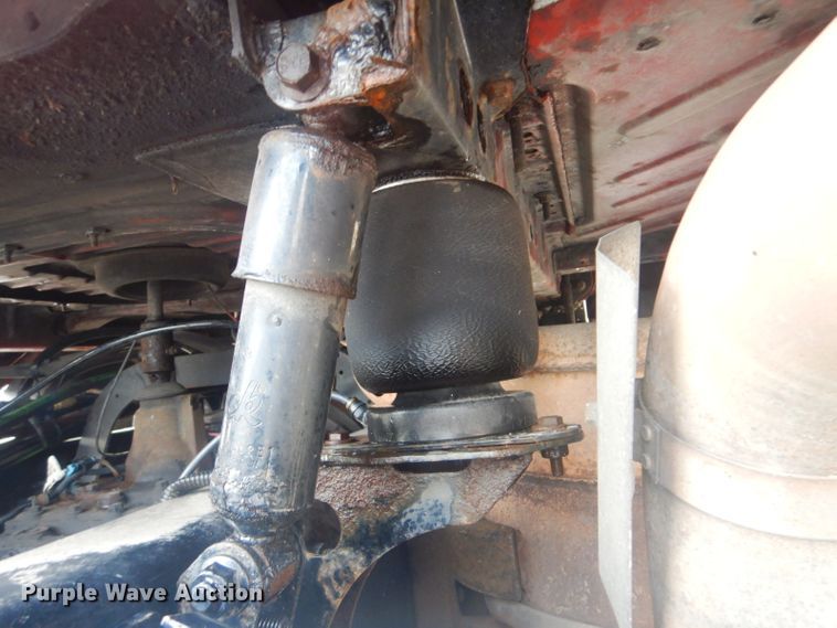 image for item GF9039 2012 Mack CXU semi truck