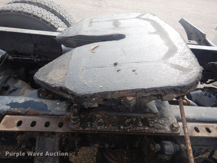 image for item GF9039 2012 Mack CXU semi truck