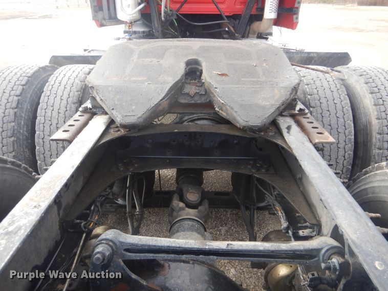 image for item GF9039 2012 Mack CXU semi truck