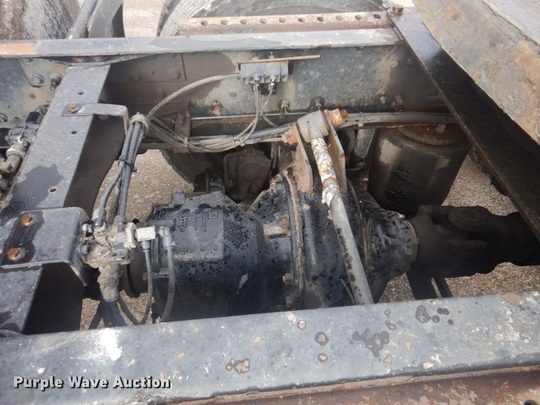 image for item GF9039 2012 Mack CXU semi truck