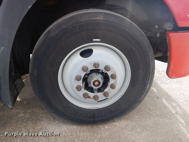 image for item GF9039 2012 Mack CXU semi truck