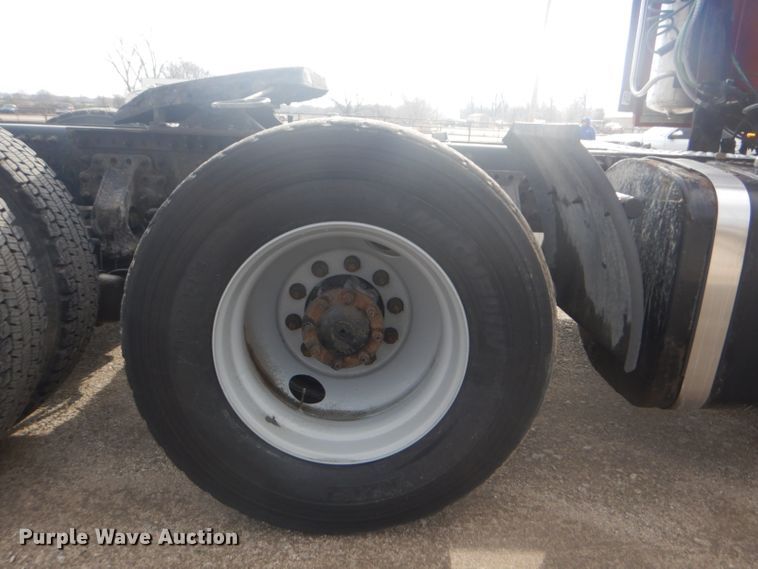 image for item GF9039 2012 Mack CXU semi truck