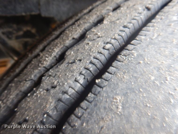 image for item GF9040 2011 Kenworth W900 semi truck