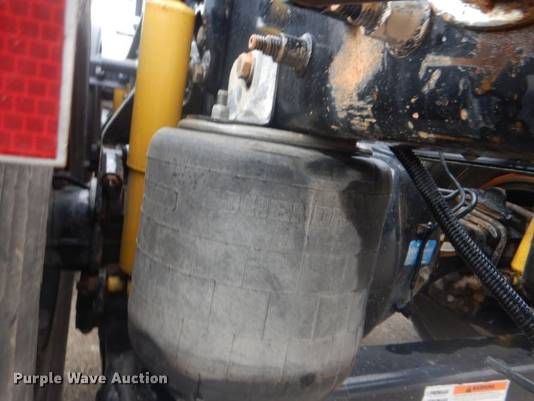 image for item GF9040 2011 Kenworth W900 semi truck