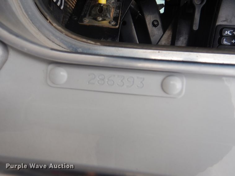 image for item GF9040 2011 Kenworth W900 semi truck