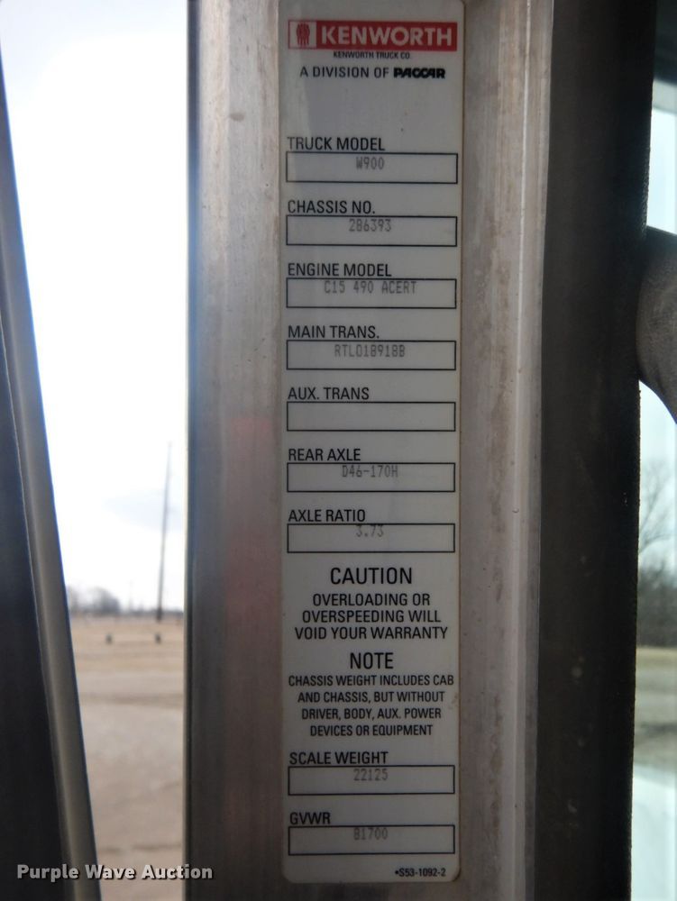 image for item GF9040 2011 Kenworth W900 semi truck