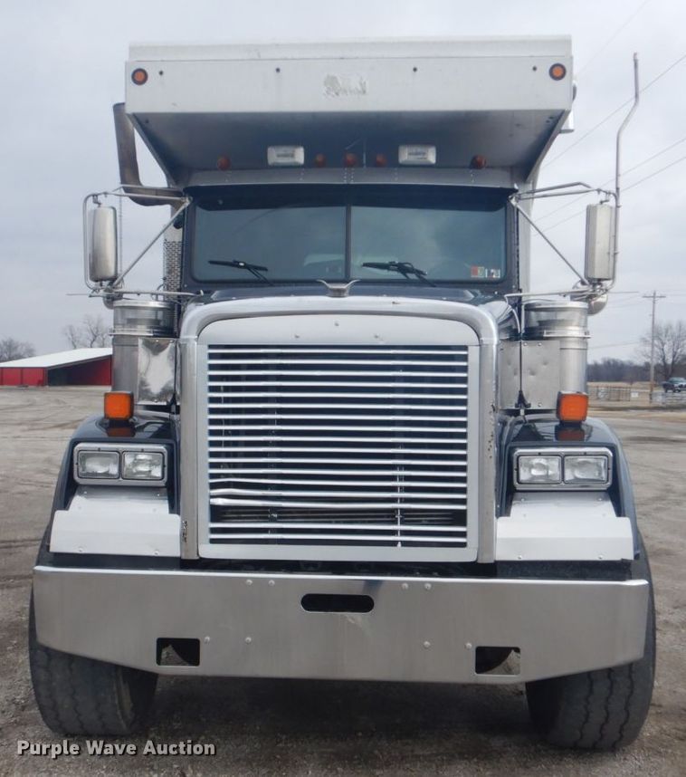 image for item GF9042 2003 Freightliner FLD dump truck
