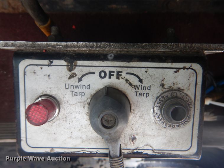 image for item GF9042 2003 Freightliner FLD dump truck