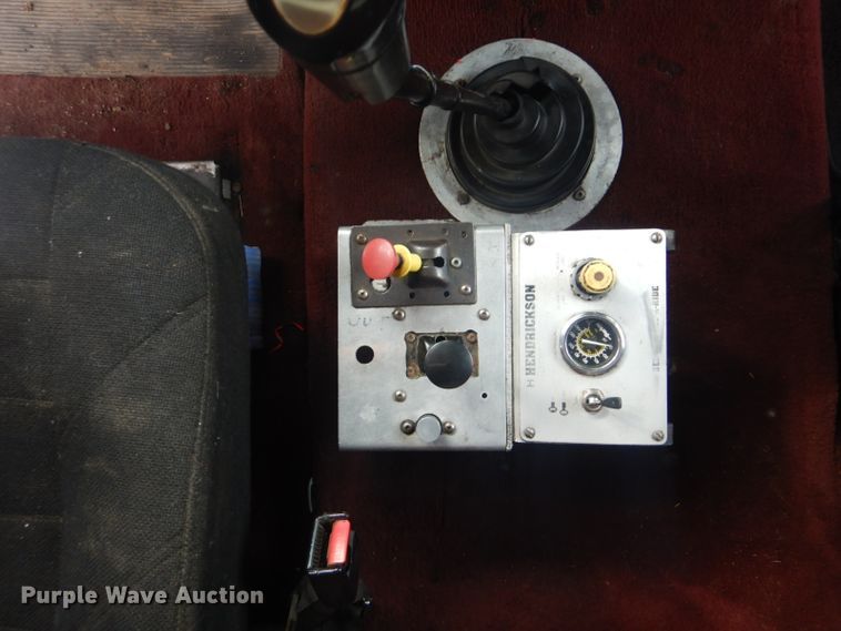 image for item GF9042 2003 Freightliner FLD dump truck