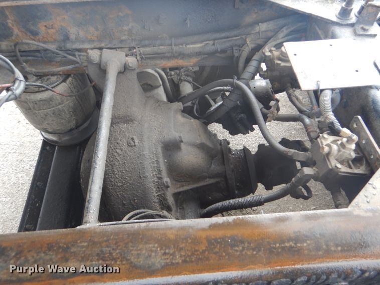 image for item GF9042 2003 Freightliner FLD dump truck