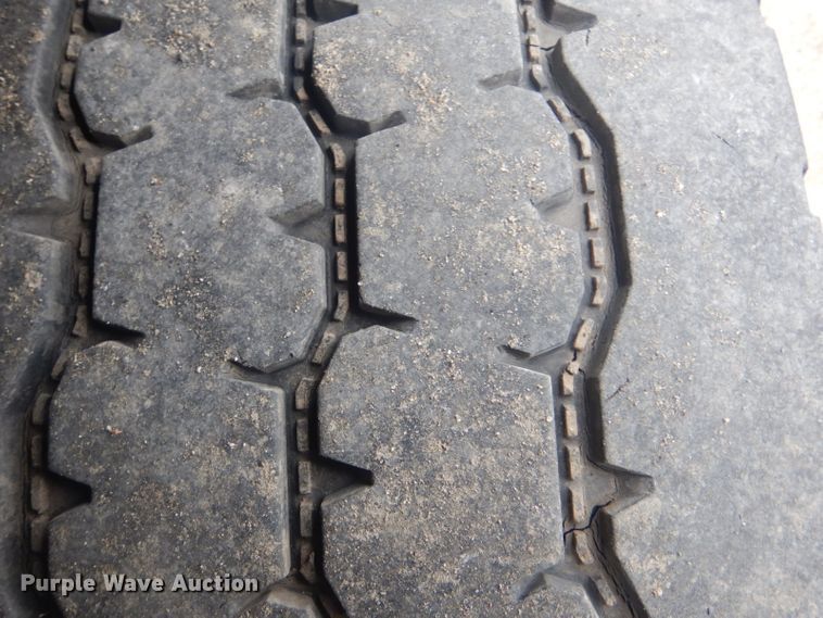 image for item GF9042 2003 Freightliner FLD dump truck