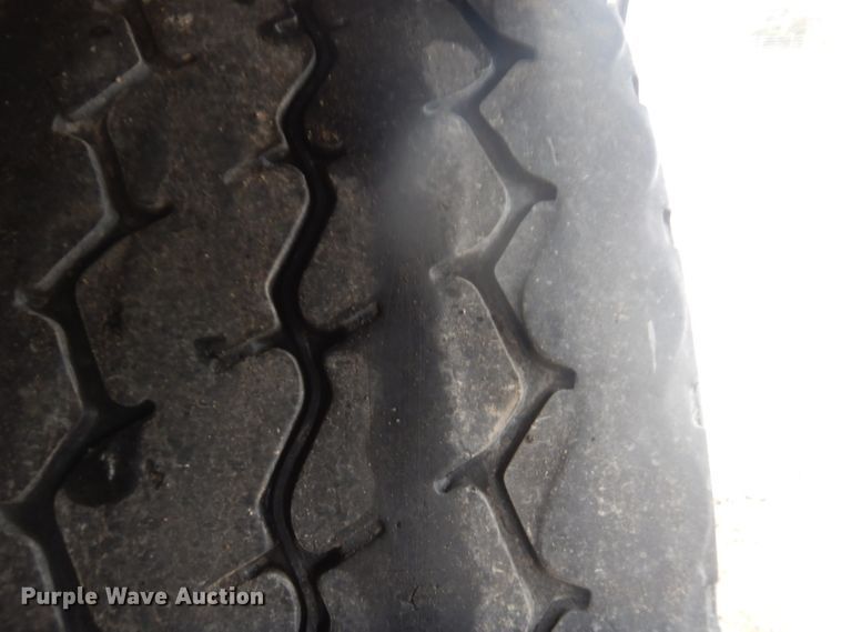 image for item GF9042 2003 Freightliner FLD dump truck