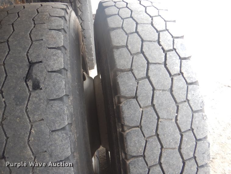 image for item GF9042 2003 Freightliner FLD dump truck