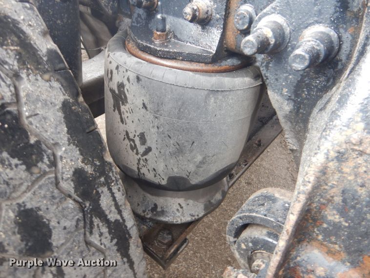 image for item GF9042 2003 Freightliner FLD dump truck