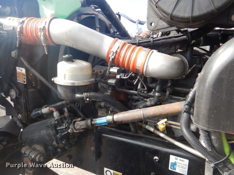 image for item GF9044 2009 Peterbilt 355 winch truck