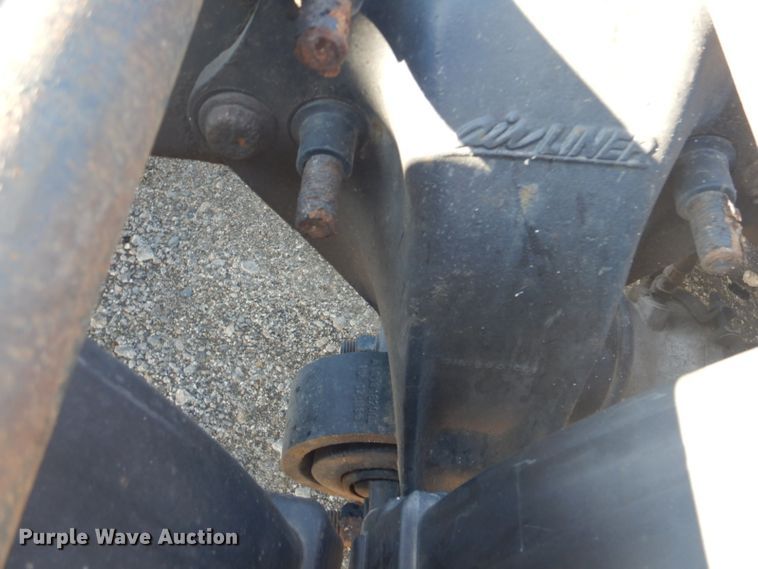 image for item GF9047 2013 Freightliner Cascadia semi truck